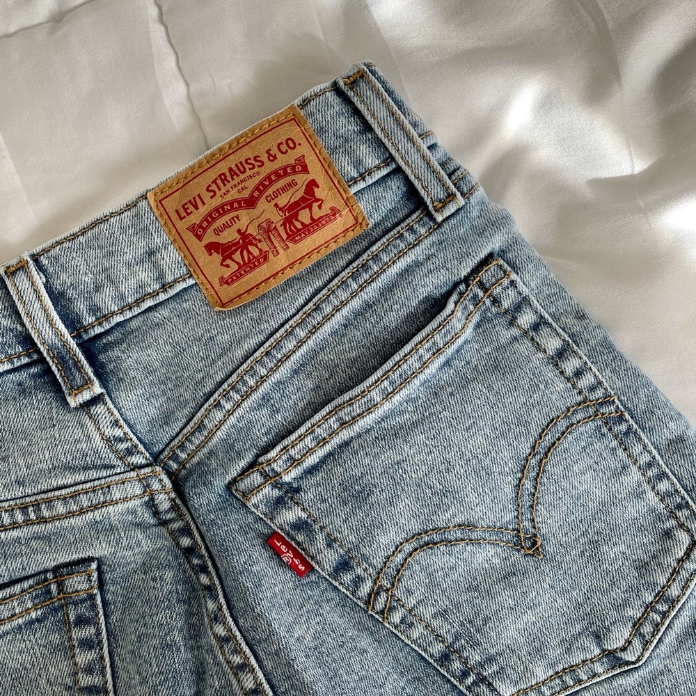 Levi’s Wedgie Skinny Jean